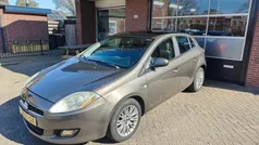 Bruin Gebruikt 2007 Fiat Bravo Dynamic Hatchback | € 1.295 (Eerlijke prijs)