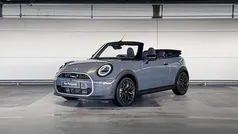 Grijs Nieuw 2025 Mini Cooper Cabriolet Favoured Cabriolet | € 51.058 (Eerlijke prijs)