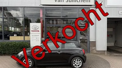 Gebruikt 2018 Mini Cooper Pepper Hatchback | € 18.995 (Eerlijke prijs)