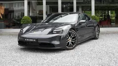 Grijs Gebruikt 2020 Porsche Taycan 4S Performance Package Sedan | € 64.950 (Eerlijke prijs)