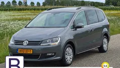 Gebruikt 2017 VW Sharan Exclusive MPV | € 26.245 (Eerlijke prijs)