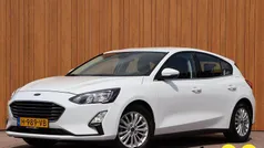 Wit Gebruikt 2020 Ford Focus Business Edition Hatchback | € 14.940 (Eerlijke prijs)