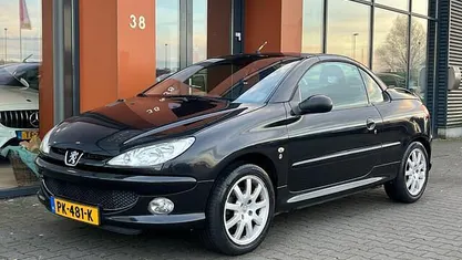 Gebruikt 2006 Peugeot 206 CC Cabriolet | € 1.990 (Eerlijke prijs)