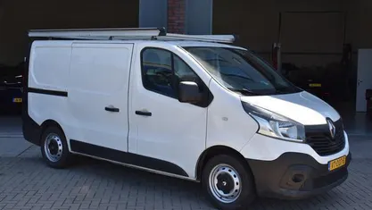 Wit Occasion 2016 Renault Trafic Komfort MPV | € 7.250 (Eerlijke prijs)