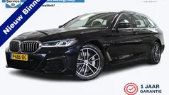 Zwart Gebruikt 2022 BMW 520 M Sport Stationwagen | € 33.450 (Super prijs)