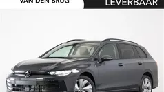 Grijs, metallic lak Nieuw 2025 VW Golf VIII Edition Stationwagen | € 35.850 (Goede deal)