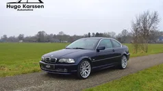 Blauw, metallic lak Gebruikt 2001 BMW 330 Executive Coupé | € 10.750 (Eerlijke prijs)