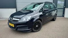 Zwart Gebruikt 2006 Opel Zafira Enjoy MPV | € 1.499 (Eerlijke prijs)