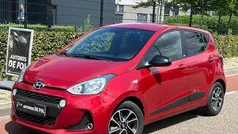 Rood Gebruikt 2018 Hyundai i10 Passion Hatchback | € 8.995 (Eerlijke prijs)