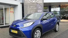Gebruikt 2025 Toyota Aygo X X-play SUV | € 18.900 (Eerlijke prijs)