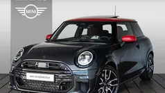 Gebruikt 2024 Mini John Cooper Works Hatchback | € 36.850 (Eerlijke prijs)