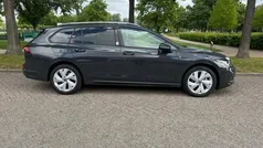 Grijs Gebruikt 2022 VW Golf VIII Comfortline Stationwagen | € 25.999 (Eerlijke prijs)