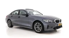 Mineralgrau (grijs metallic) Gebruikt 2020 BMW 320 Executive Sedan | € 20.445 (Goede deal)
