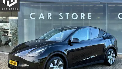 Zwart Occasion 2023 Tesla Model Y RWD SUV | € 25.945 (Eerlijke prijs)