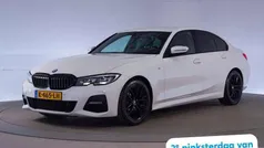 Wit Gebruikt 2021 BMW 318 Executive Sedan | € 27.909 (Eerlijke prijs)