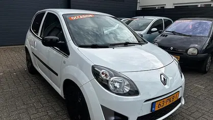 Wit Occasion 2011 Renault Twingo Collection Hatchback | € 2.095 (Eerlijke prijs)