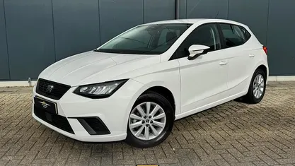 Wit Gebruikt 2023 Seat Ibiza Style Hatchback | € 15.835 (Goede deal)
