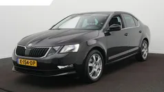 Gebruikt 2020 Skoda Octavia Business Line Hatchback | € 17.450 (Super prijs)