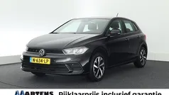 Zwart Gebruikt 2021 VW Polo Life Hatchback | € 19.449 (Eerlijke prijs)