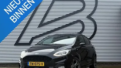 Zwart Occasion 2017 Ford Fiesta ST-Line Hatchback | € 9.849 (Eerlijke prijs)