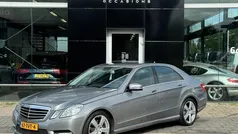 Grijs, metallic lak Gebruikt 2012 Mercedes E250 Edition Sedan | € 15.995 (Eerlijke prijs)