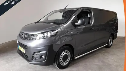 Grijs Occasion 2023 Opel Vivaro S MPV | € 30.690 (Super prijs)