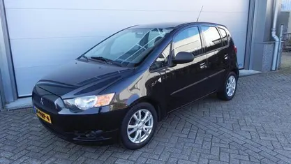 Occasion Mitsubishi Colt Edition 75 PK (55 kW) 2011 Zwart Hatchback