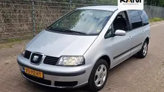 Grijs Gebruikt 2005 Seat Alhambra Reference MPV | € 2.150 (Eerlijke prijs)