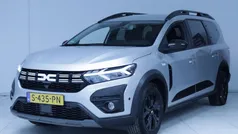 Gebruikt 2023 Dacia Jogger Extreme MPV | € 21.195 (Eerlijke prijs)