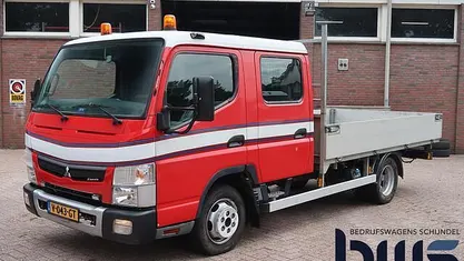 Rood Gebruikt 2018 Mitsubishi Canter Cabriolet | € 18.250 (Eerlijke prijs)