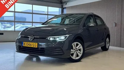 Occasion 2021 VW Golf VIII Business Hatchback | € 20.999 (Goede deal)