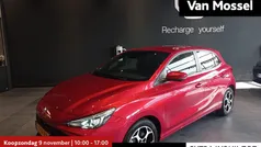 Rood Gebruikt 2024 MG MG3 Luxury Hatchback | € 21.995 (Eerlijke prijs)