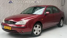 Gebruikt 2003 Ford Mondeo Hatchback | € 1.950 (Eerlijke prijs)
