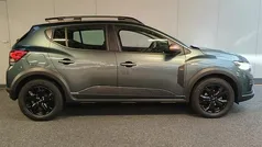 Groen Gebruikt 2023 Dacia Sandero Extreme Hatchback | € 16.950 (Goede deal)