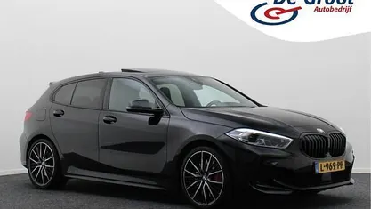 Zwart Occasion 2021 BMW 128 M Sport Hatchback | € 26.950 (Eerlijke prijs)