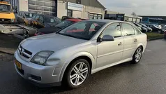 Grijs Gebruikt 2005 Opel Vectra GTS Elegance Hatchback | € 1.750 (Eerlijke prijs)