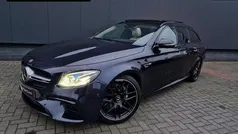 Blauw, metallic lak Gebruikt 2017 Mercedes E63 AMG AMG Stationwagen | € 54.950 (Eerlijke prijs)