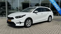 Deluxe white m Gebruikt 2023 Kia Ceed Sportswagon Stationwagen | € 25.800 (Eerlijke prijs)
