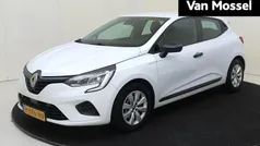 Gebruikt 2020 Renault Clio V Life Hatchback | € 13.435 (Eerlijke prijs)