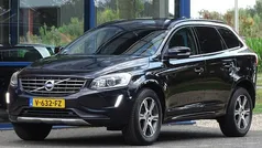 Zwart Gebruikt 2015 Volvo XC60 Momentum SUV | € 13.950 (Eerlijke prijs)