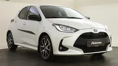 Wit Gebruikt 2022 Toyota Yaris Executive Hatchback | € 22.899 (Eerlijke prijs)