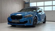 Blauw Gebruikt 2021 BMW M135 Executive Hatchback | € 34.990 (Super prijs)