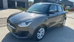 Grijs Gebruikt 2022 Suzuki Swift GL Sedan | € 12.990 (Eerlijke prijs)