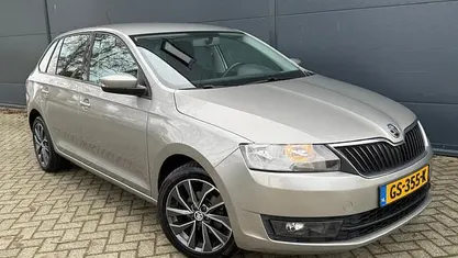 Beige Gebruikt 2015 Skoda Rapid Hatchback | € 6.845 (Eerlijke prijs)