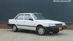 Wit Gebruikt 1985 Toyota Camry Sedan | € 9.990