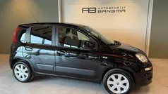 Zwart, metallic lak Gebruikt 2015 Fiat Panda Hatchback | € 6.450 (Eerlijke prijs)