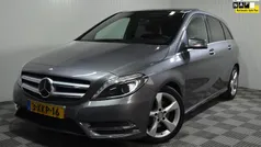 Grijs Gebruikt 2014 Mercedes B180 Ambition MPV | € 13.500 (Eerlijke prijs)