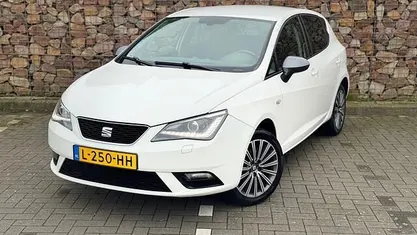 Gebruikt 2016 Seat Ibiza CONNECT Hatchback | € 9.495 (Eerlijke prijs)