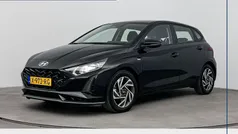 Zwart Gebruikt 2024 Hyundai i20 Comfort Hatchback | € 19.900 (Eerlijke prijs)
