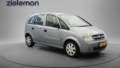 Occasion 2003 Opel Meriva Enjoy MPV | € 645 (Goede deal)